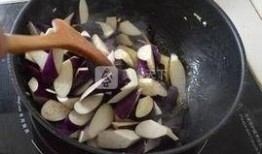 鸡柳的制作过程爆料视频,一招教你轻松学会家庭版美味鸡柳